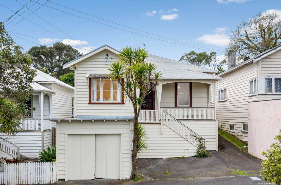 villa restoration Auckland